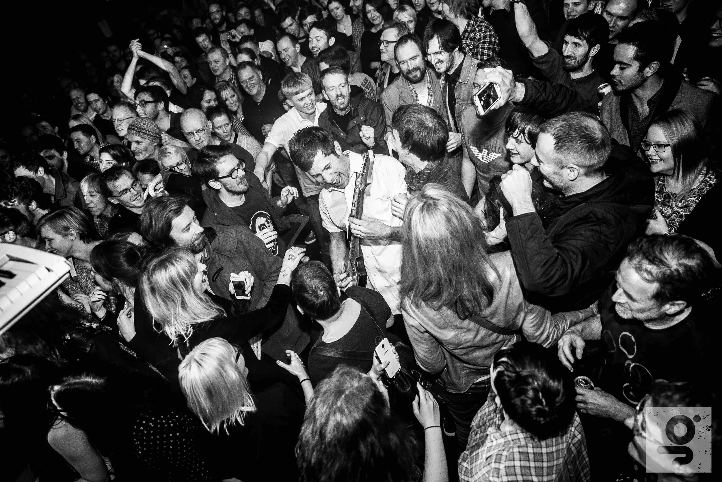 el-vy-gorilla-gigs.jpg