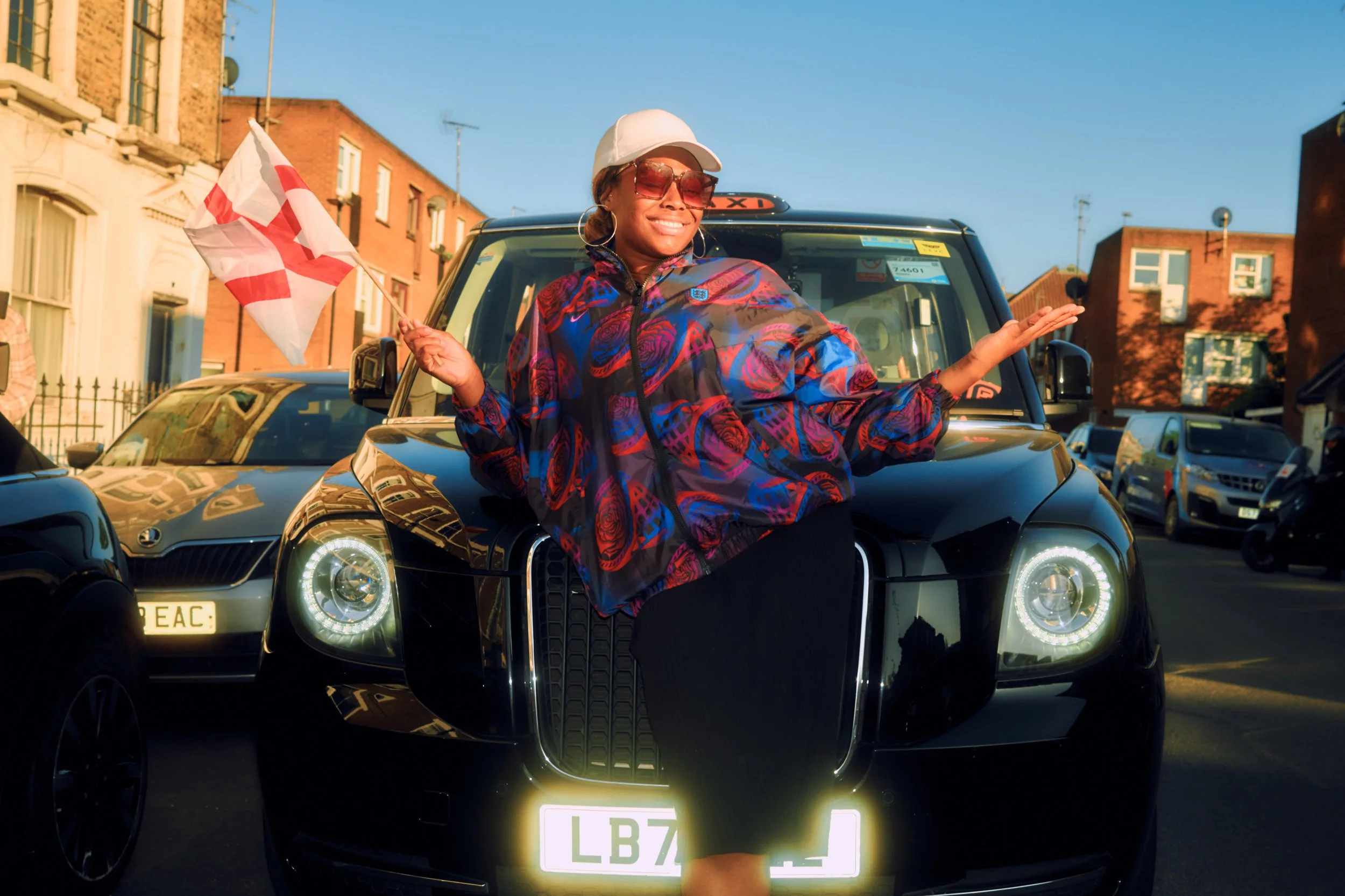 MP_Lionesses_London_Cab_ 22.jpg