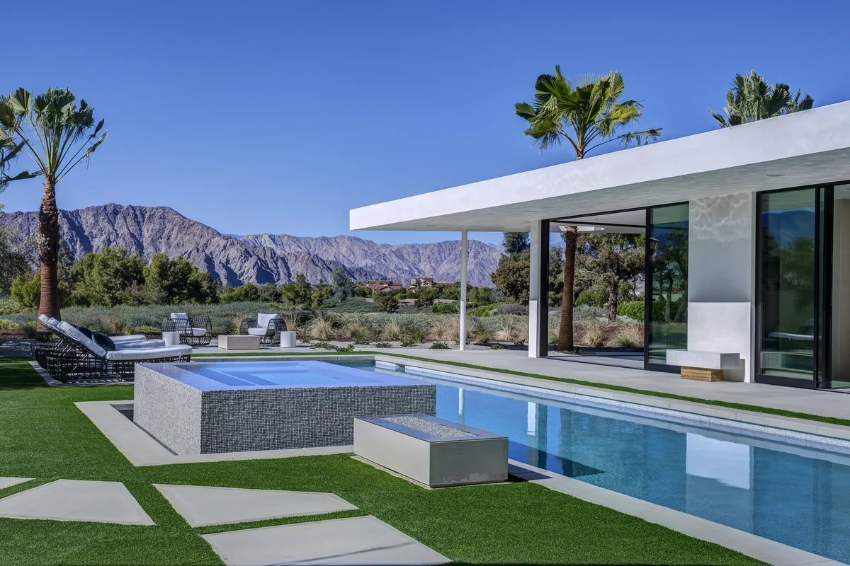 Madison 62B Pool View(H).jpg