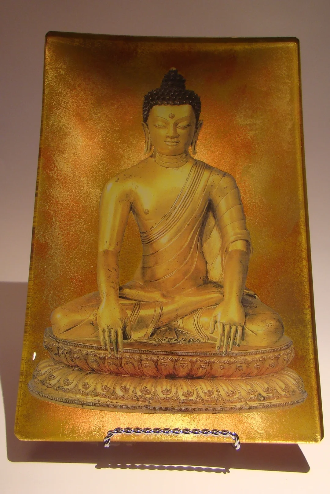 Budha gold bkgd 1.JPG