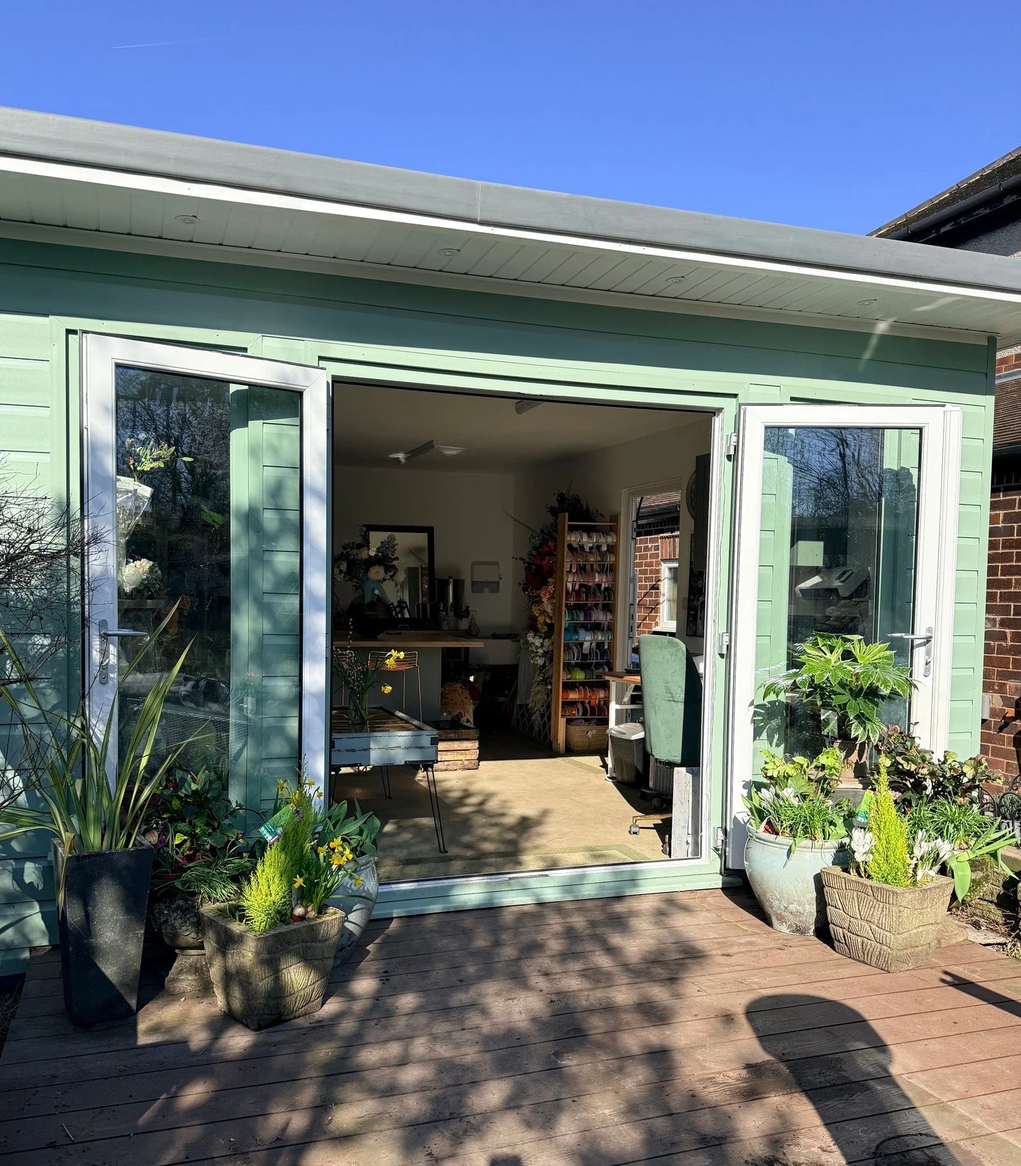 Hello Heald Green! 🌸⁠
⁠
After many wonderful years creating flowers across Lancashire, I&rsquo;ve recently moved my studio to Heald Green to be closer to family.⁠
⁠
I continue to design bespoke wedding flowers, sympathy tributes and event work, all 