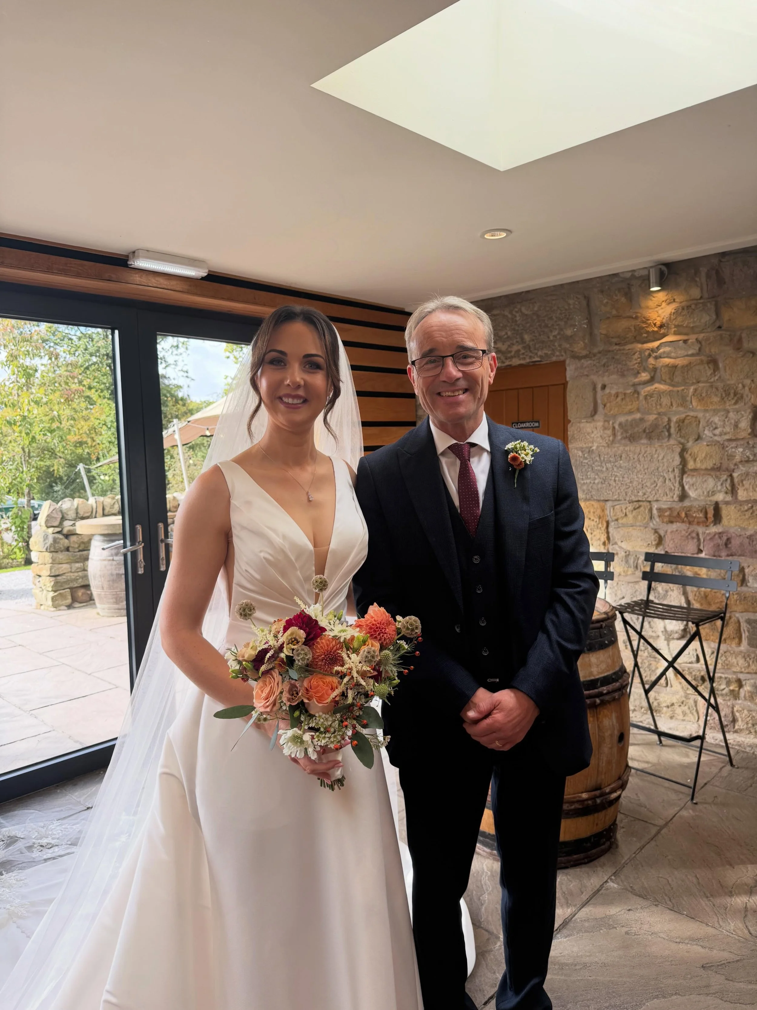 What a wonderful day yesterday, being back in the beautiful Ribble Valley doing what I love most &ndash; creating gorgeous wedding flowers for a very special couple! 🌸💕

There&rsquo;s something truly magical about bringing a couple&rsquo;s floral d