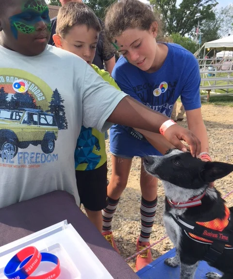 Business meeting her fans in Oakland County, MI. She is such a sweetheart!