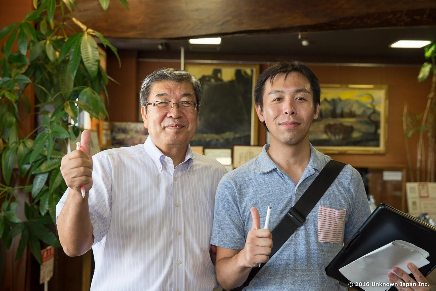 With Yasuaki Tanaka , the senior director of Sengetsu Shuzo , in the tasting room