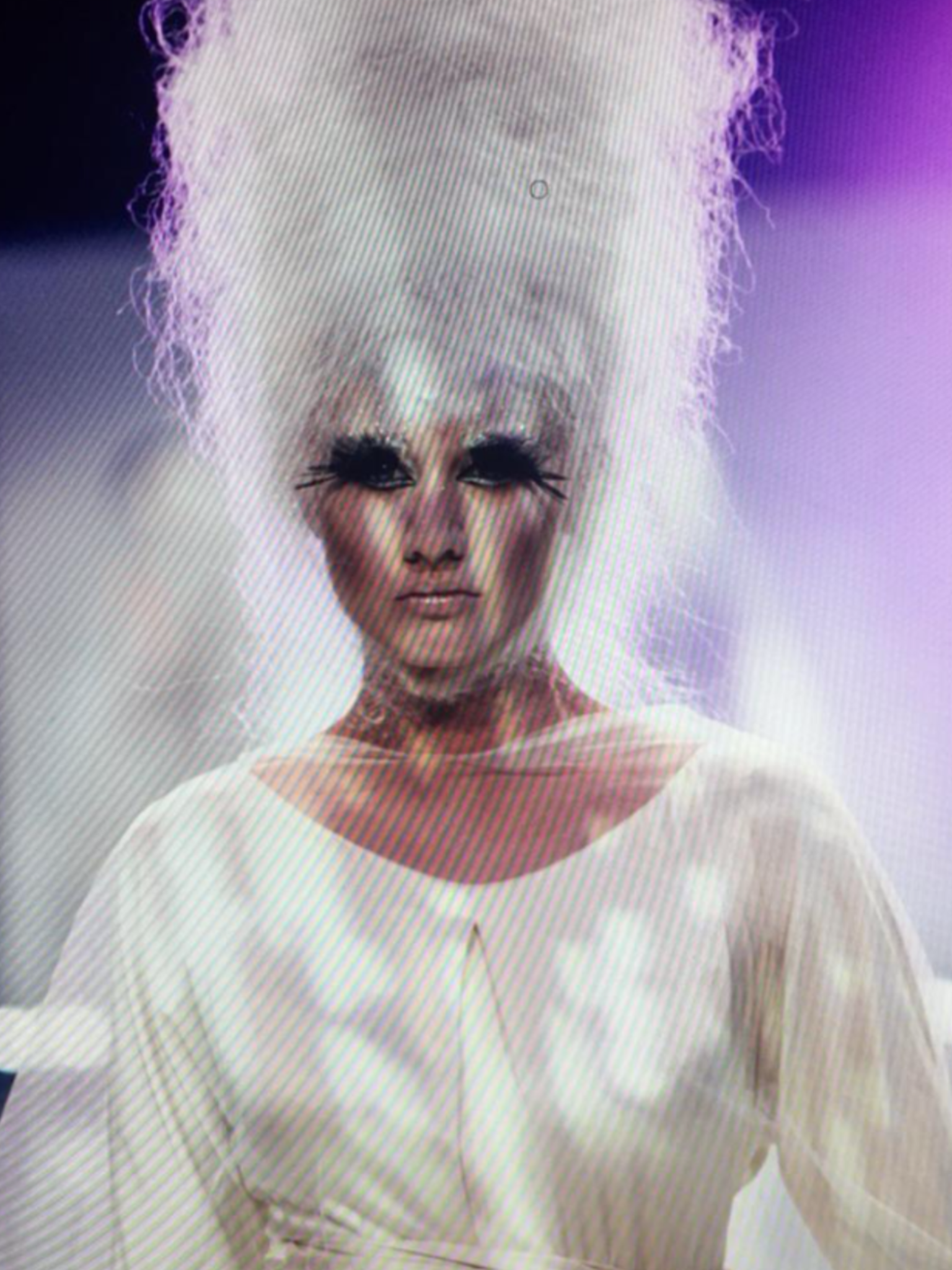 Stephen Kelly show hair