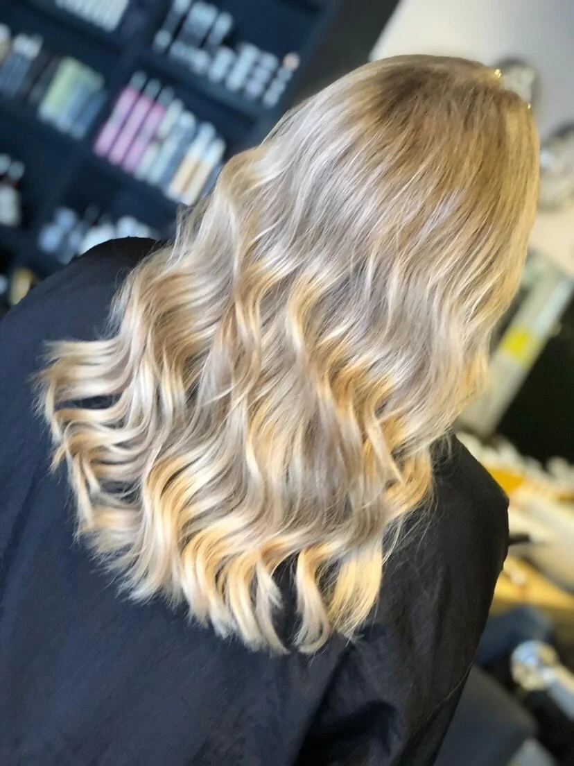 blonde colouring techniques