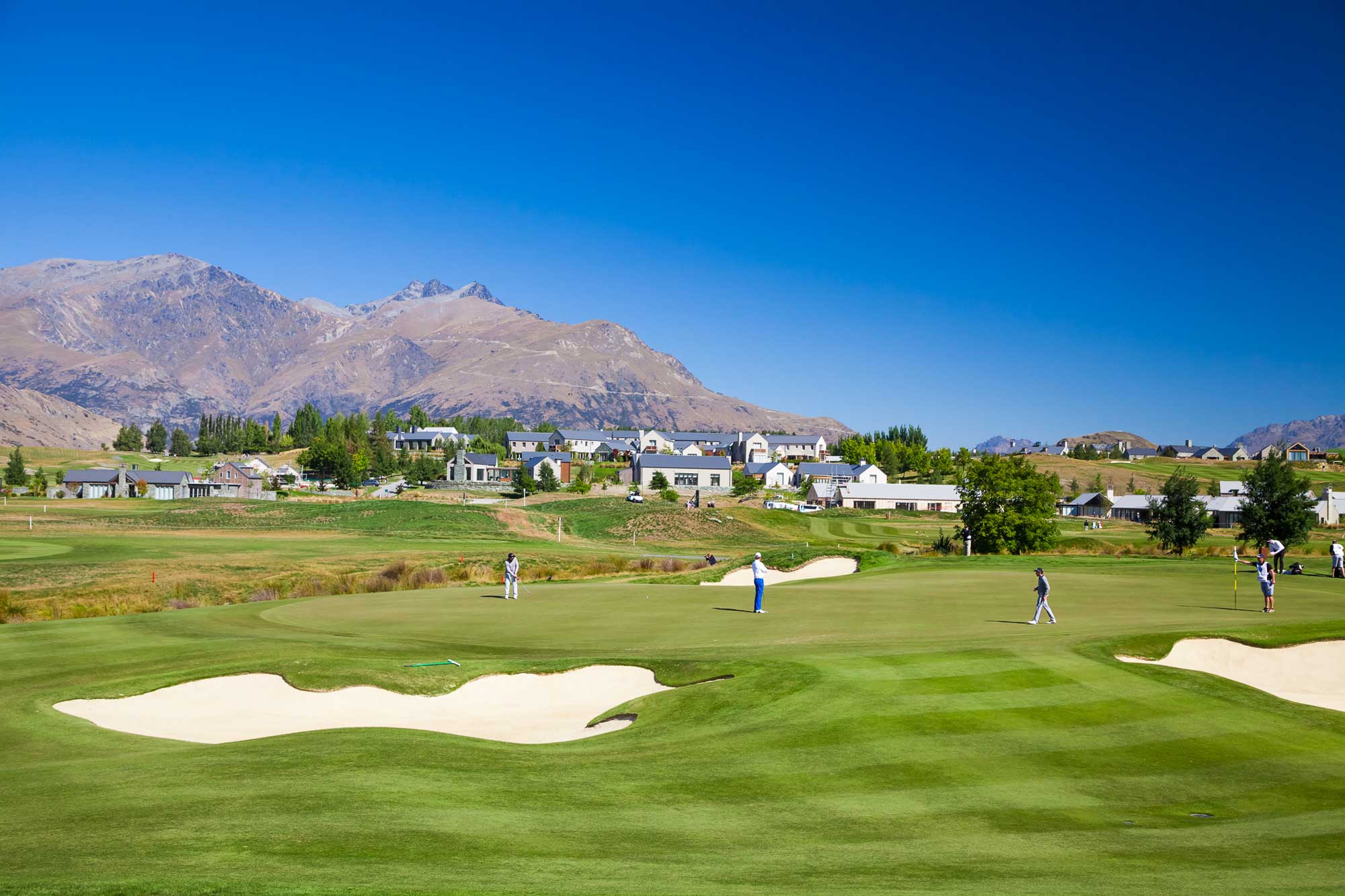 Peak Golf Queenstown | Based in Queenstown, Servicing New Zealand | Queenstown Golf Tours | New Zealand Golf Tour | Golf Tours New Zealand | Queenstown Golf Packages | New Zealand Golf Trip