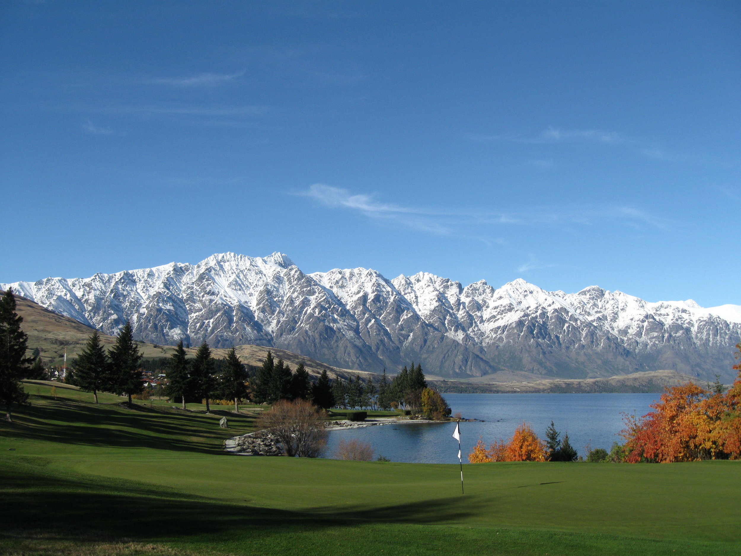 Peak Golf Queenstown | Based in Queenstown, Servicing New Zealand | Queenstown Golf Tours | New Zealand Golf Tour | Golf Tours New Zealand | Queenstown Golf Packages | New Zealand Golf Trip 