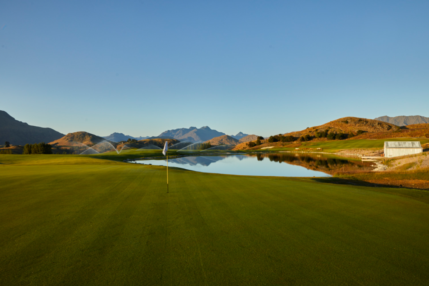 Peak Golf Queenstown | Based in Queenstown, Servicing New Zealand | Queenstown Golf Tours | New Zealand Golf Tour | Golf Tours New Zealand | Queenstown Golf Packages | New Zealand Golf Trip