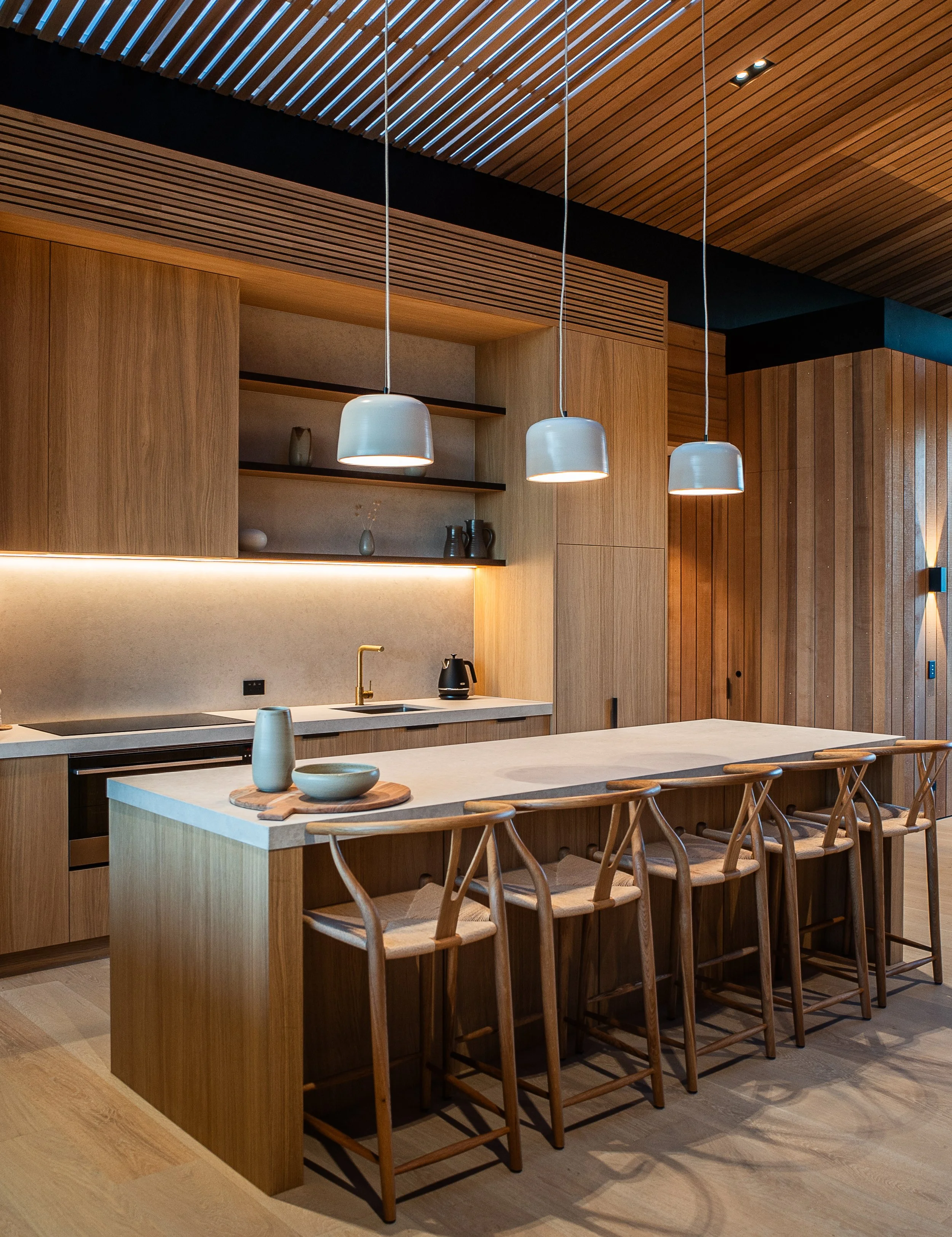 Villa Kitchen_RickyRobinson.jpg