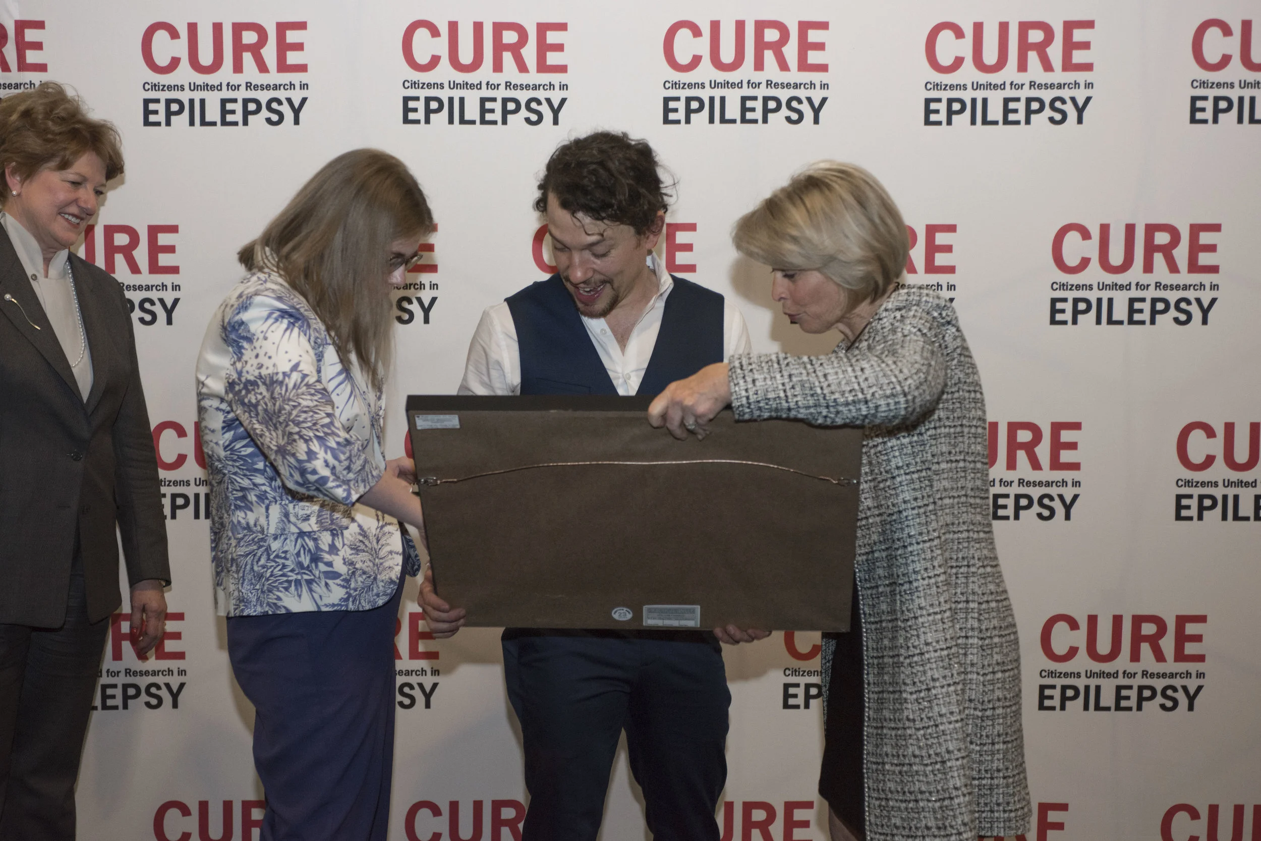 CURE_VIP_08.jpg