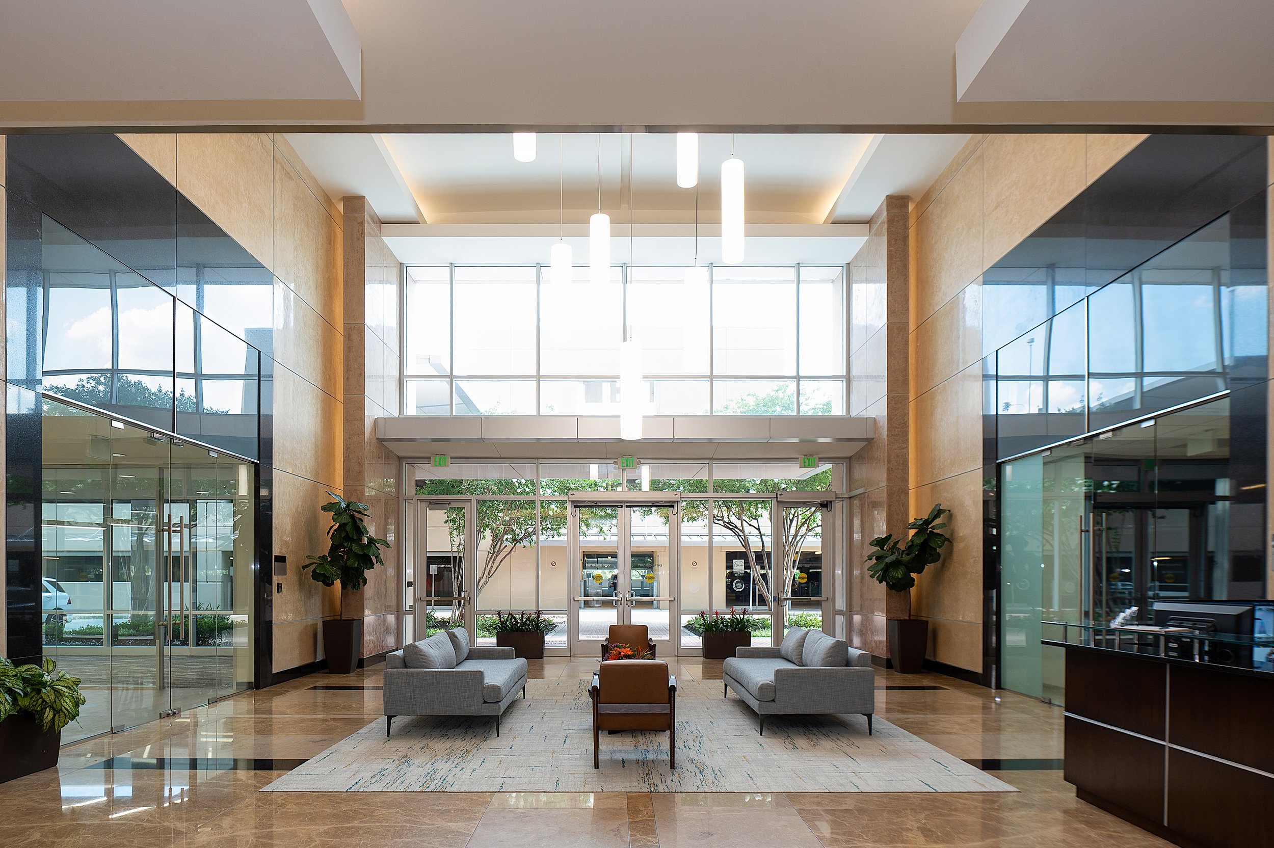 15011 Katy Fwy Lobby