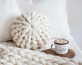 chunky yarn pillow