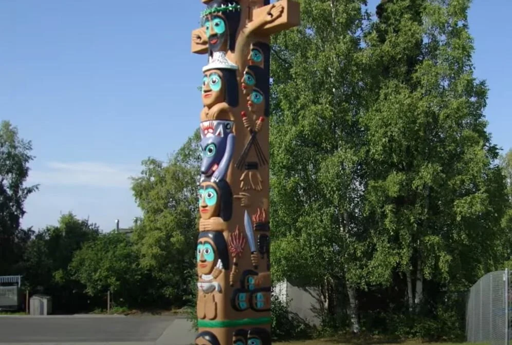 Totem.JPG