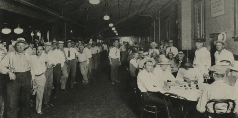 A scene from The Northern, one of several establishments around Las Vegas that openly flouted laws against the sale of alcohol during Prohibition. (UNLV Digital Collection)