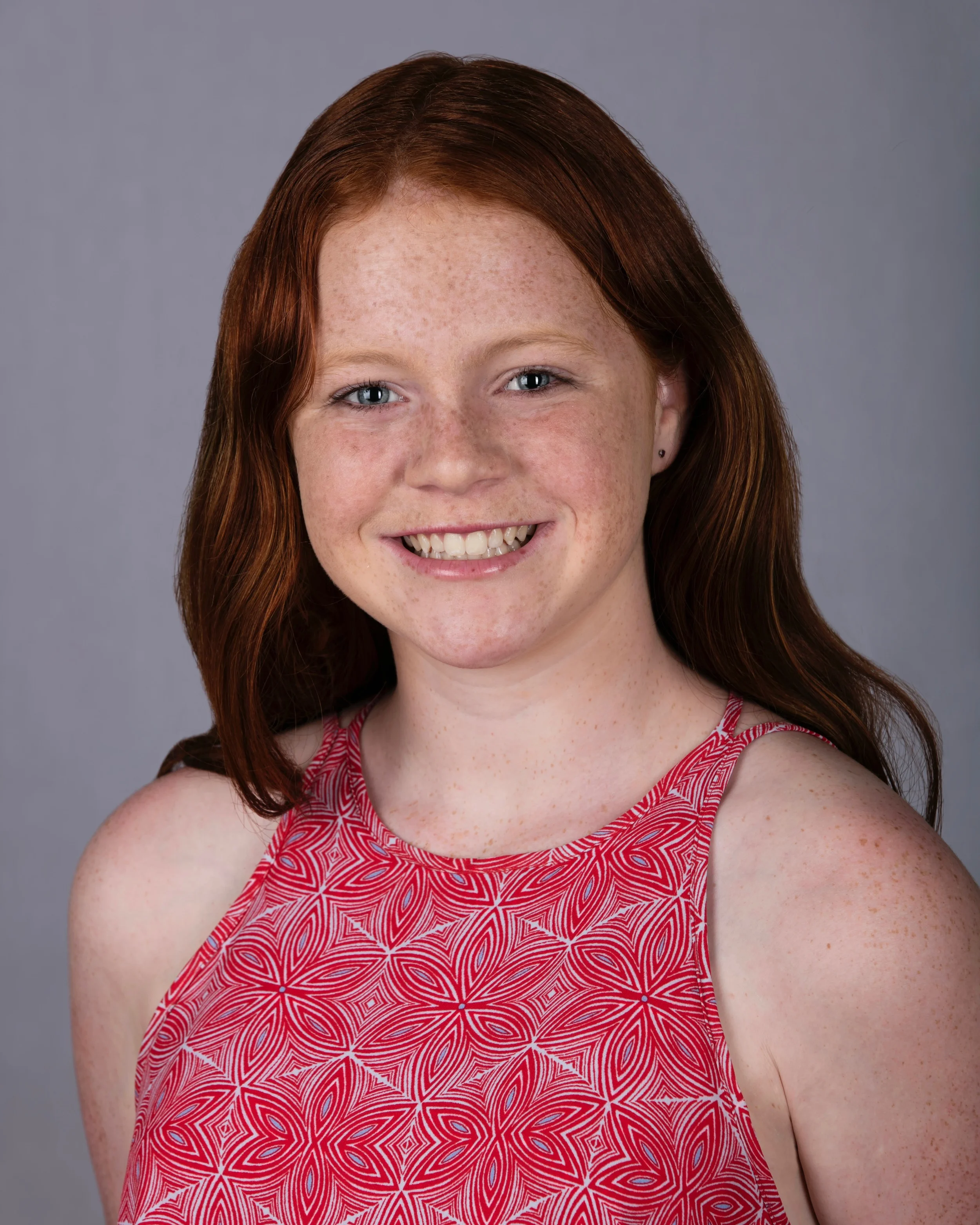 LaurenR_HS_8x10.jpg