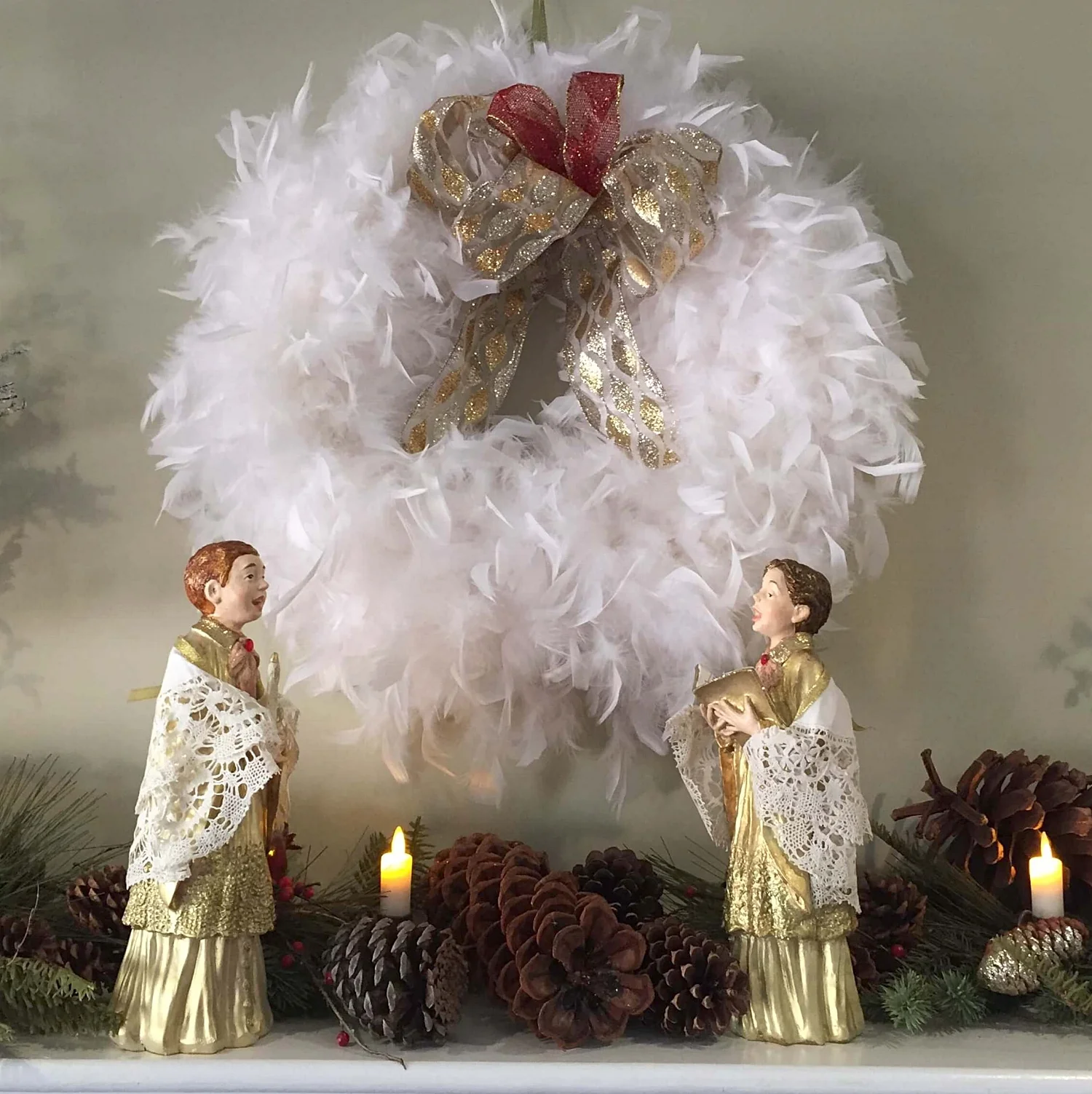 Christmas_mantel_angels.jpg