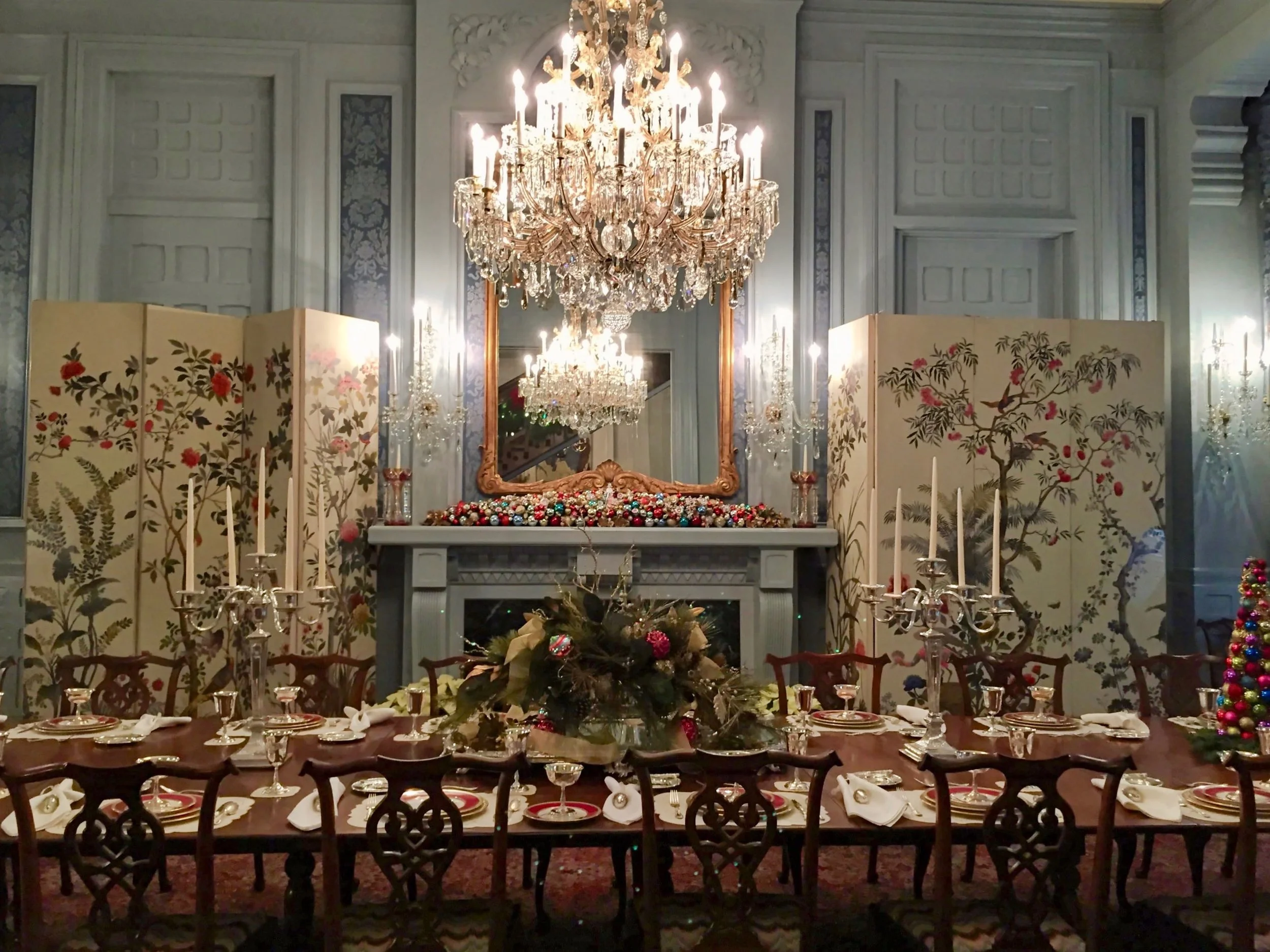 holiday_nc_governors_mansion.jpg