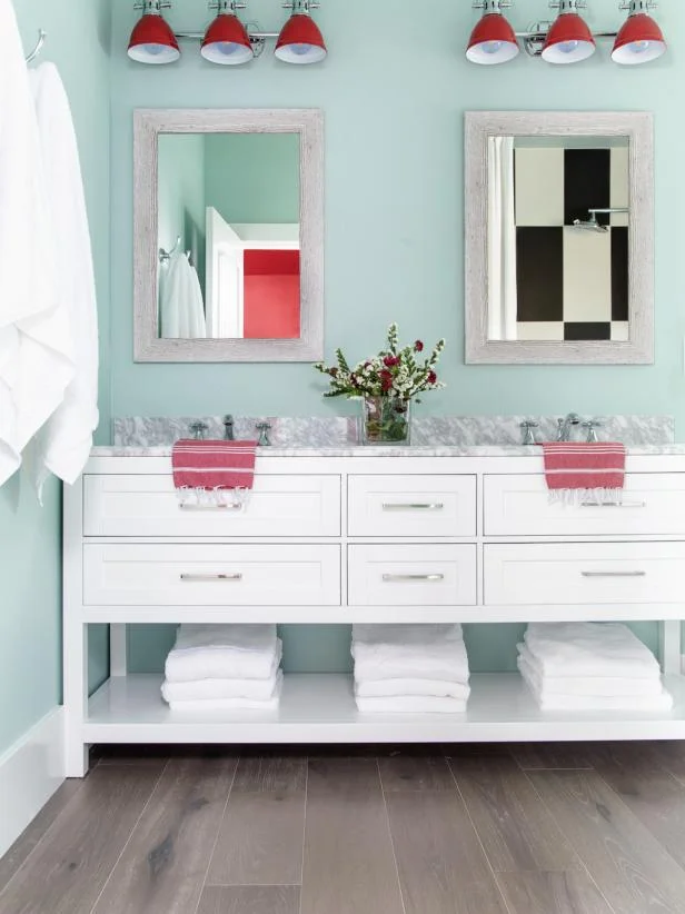 dream_house_bathroom.jpg