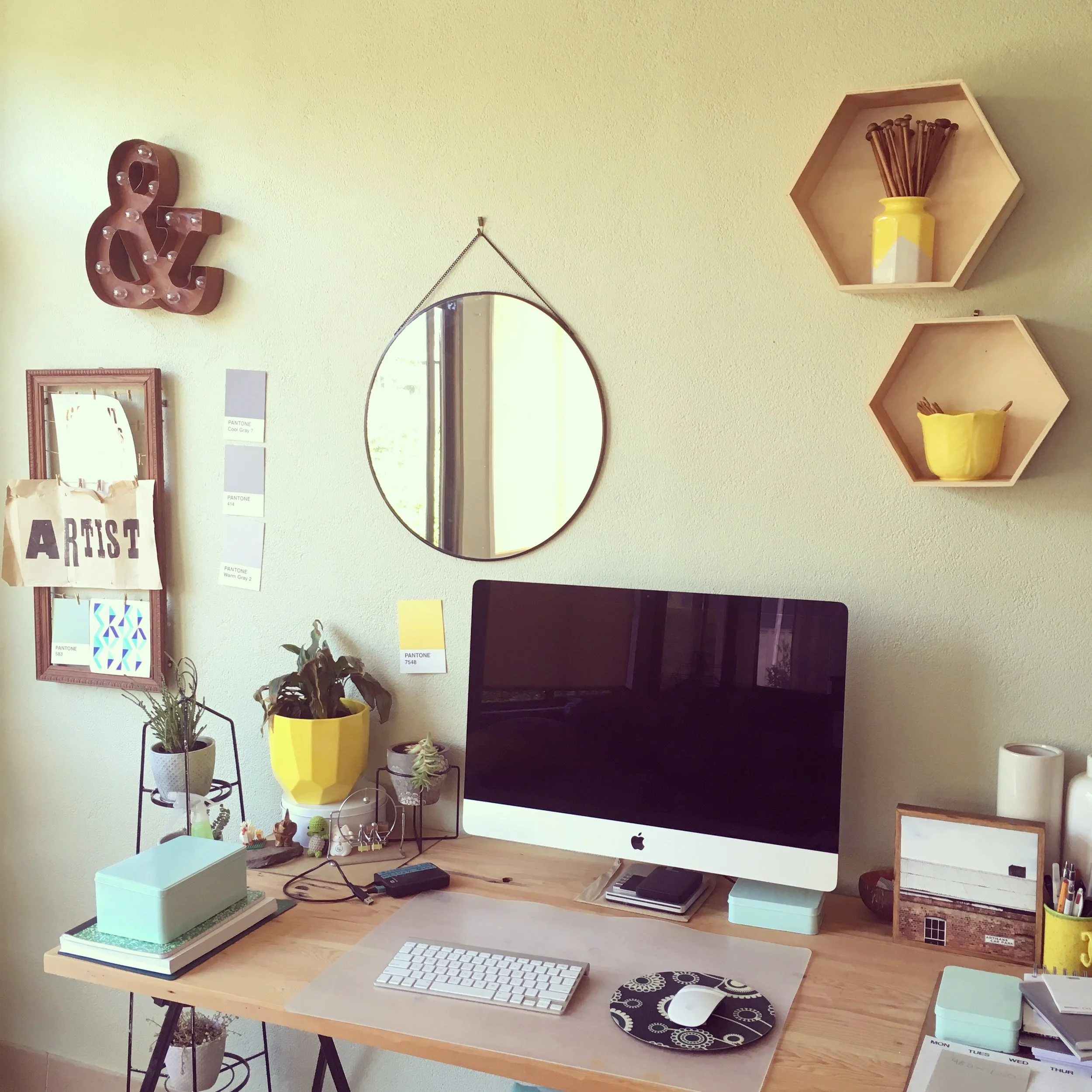 Desk Colour.JPG