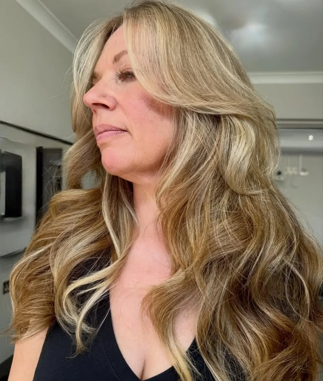 Lianne is in the salon Tuesday - Friday with the occasional Saturday too! ✨

How to book? DM @liannedoesmyhair 
Or book online via link in bio 📍