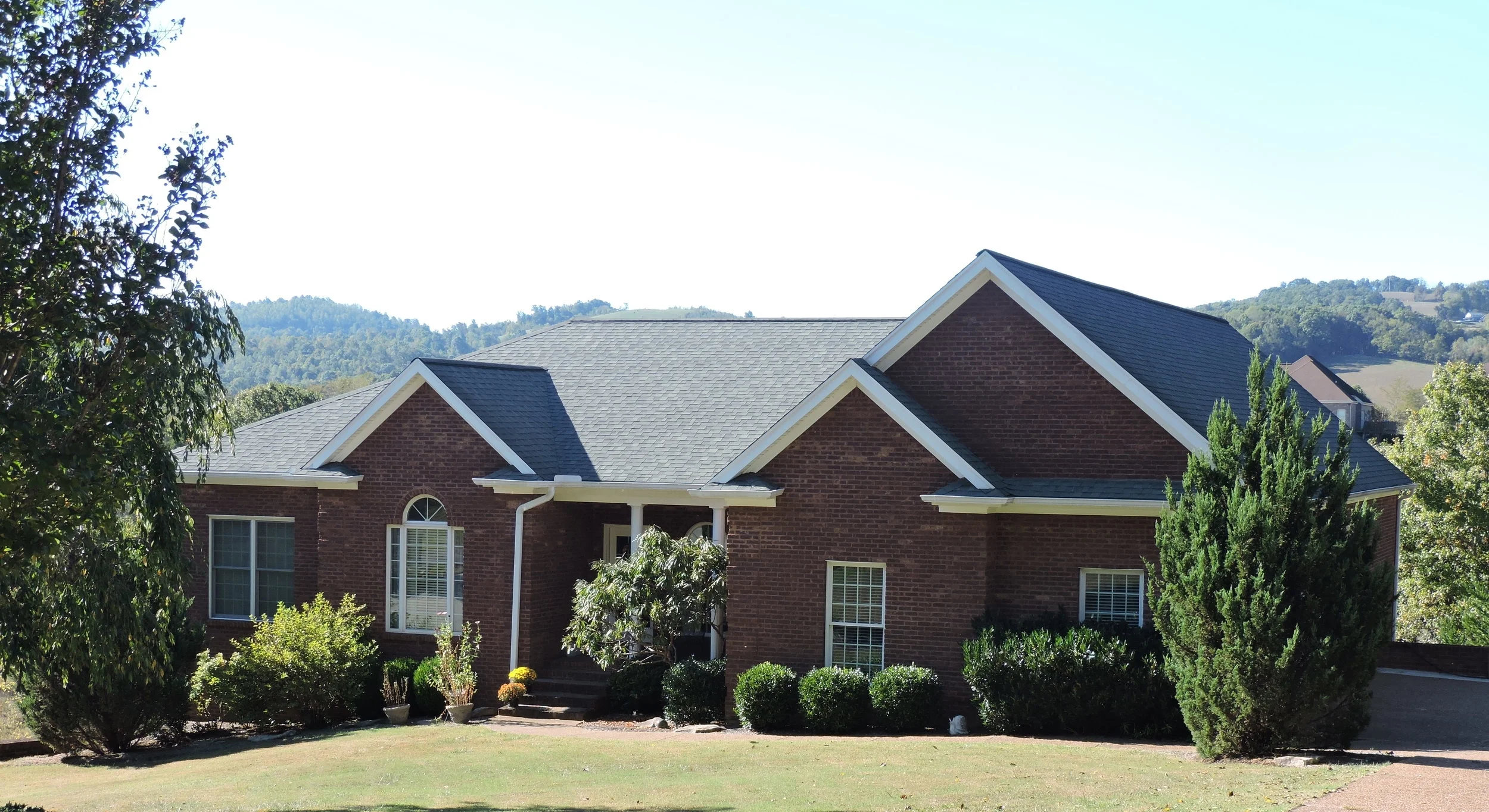Tennessee_Golf_Woodlake_Home_Brick_View.JPG