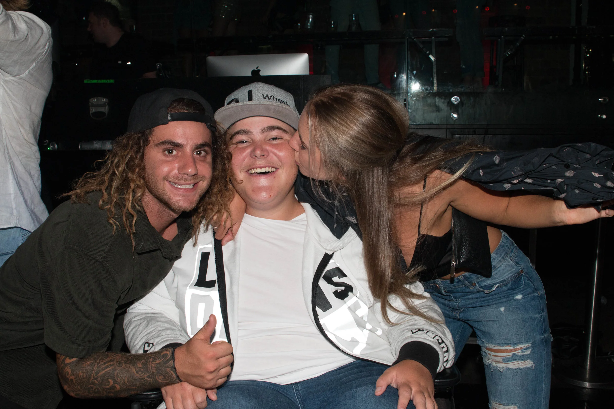 dog_days_crowd_edited-45 (8).jpg