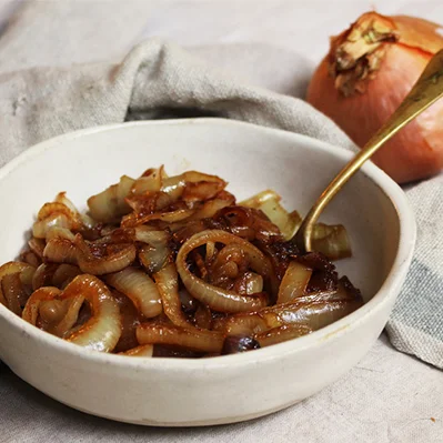 the-vurger-co-caramelised-onions.jpg