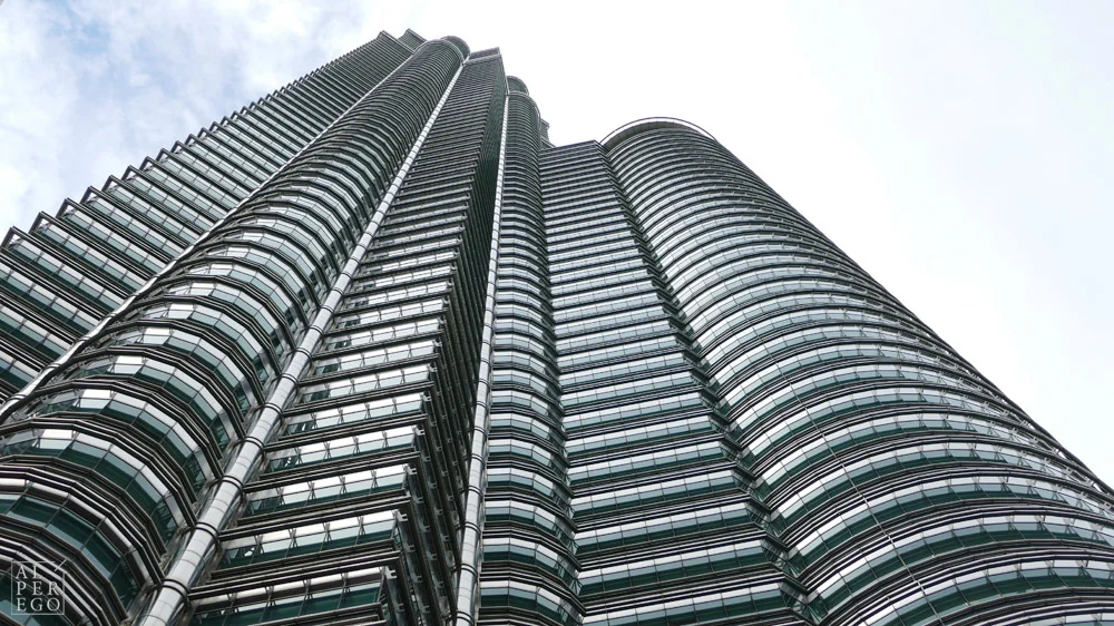 petronas-towers-02.jpg
