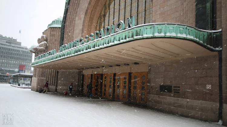 baltic-circle-1003-helsinki-central-railway-station-eliel-saarinen.jpg