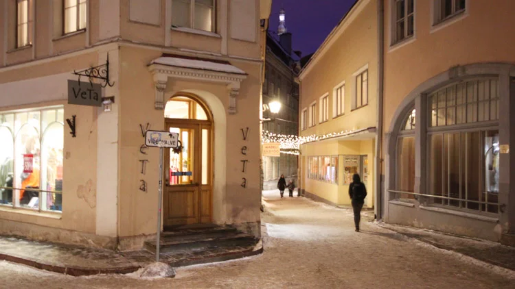 baltic-circle-1113-tallinn-old-town.jpg