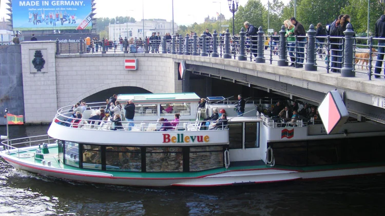 42 Liebknechtbrücke.jpg