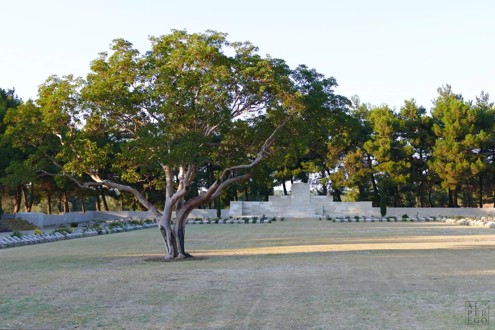 redoubt-cemetery-10.jpg