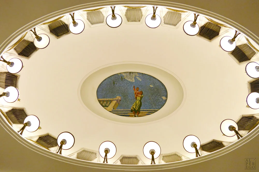 mayakovskaya-metro-station-06.jpg