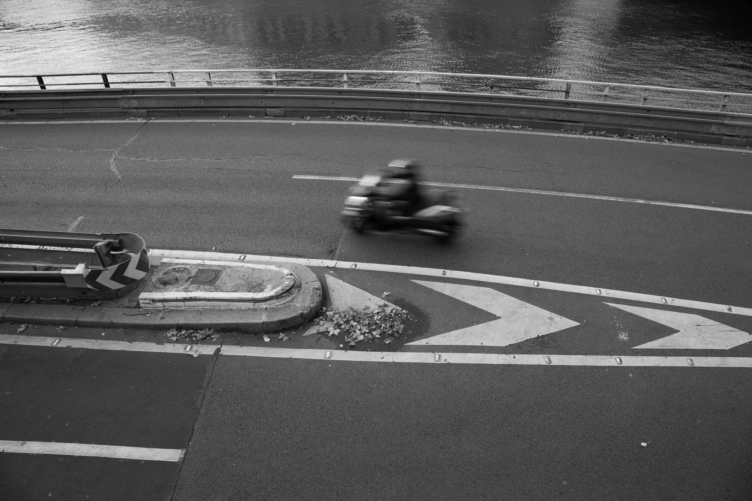 Paris 03 Motorcycle_MG_0314.jpg