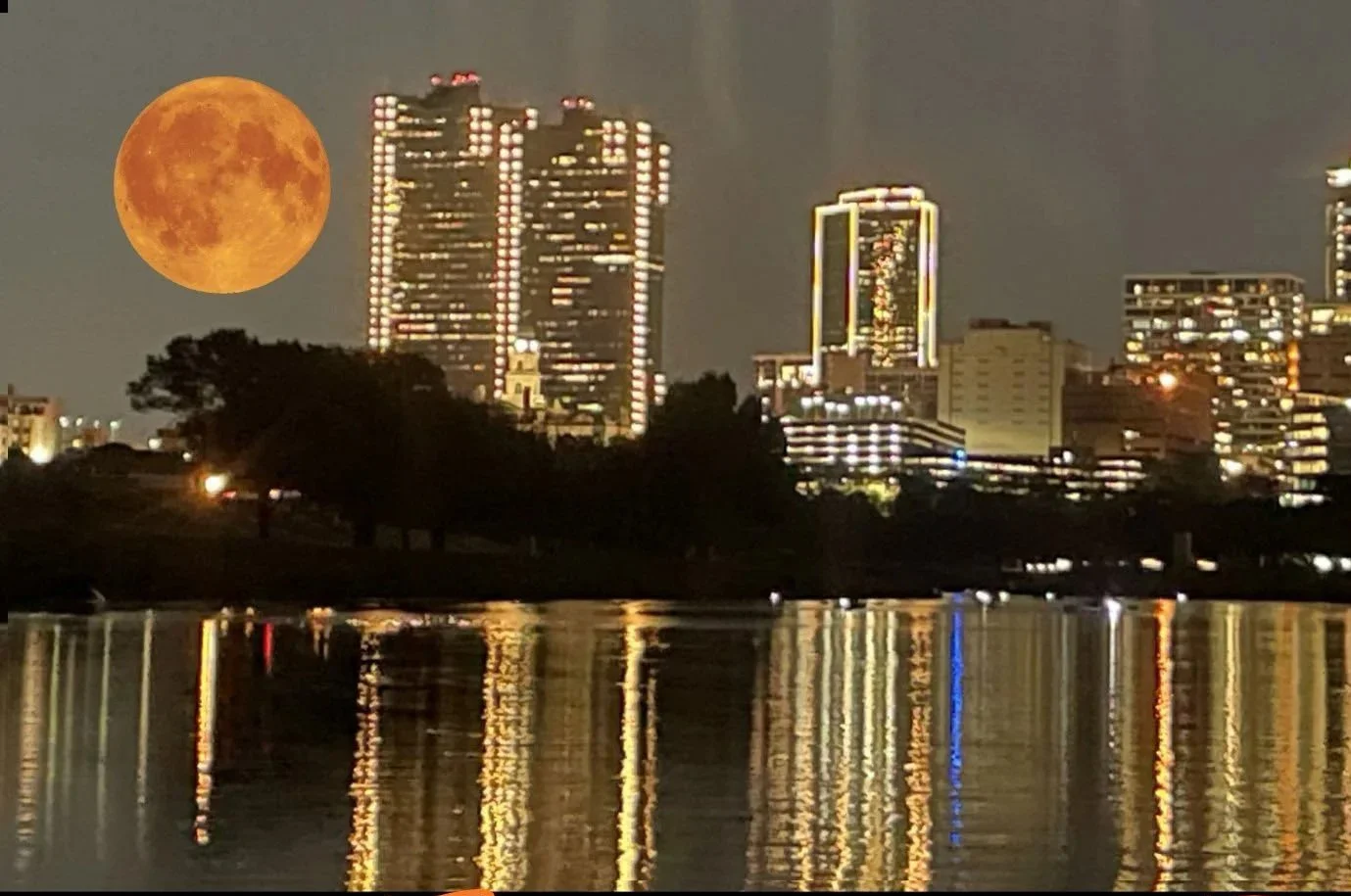 Full+Moon+Paddle_Image.jpg