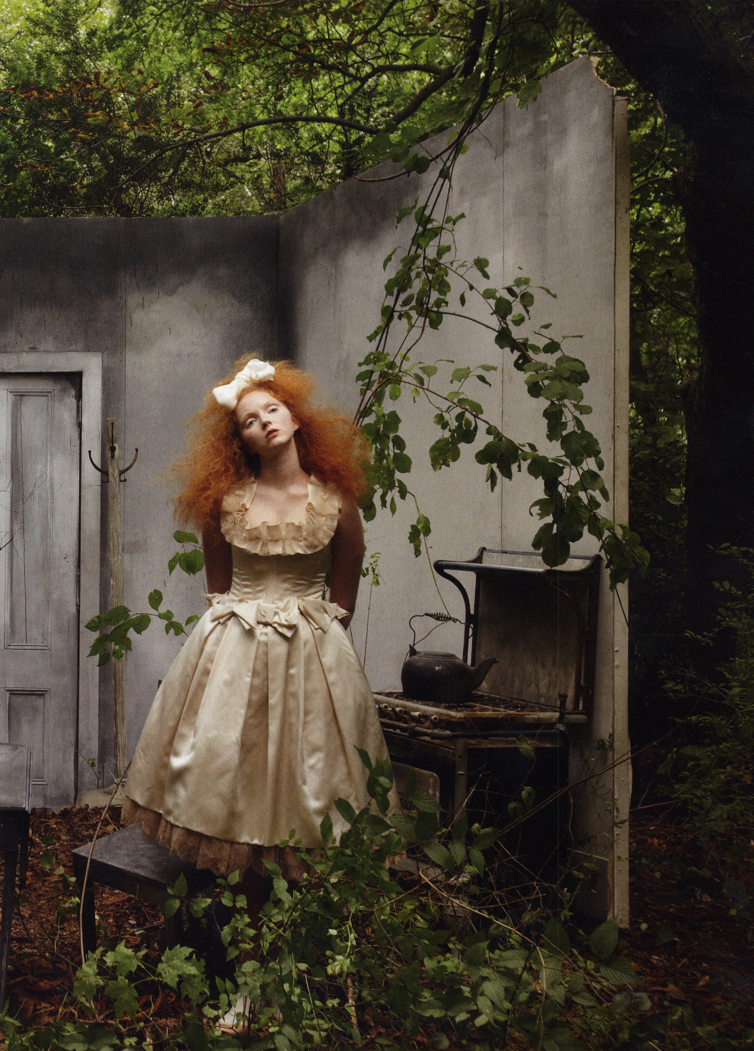 Lily_519_Annie_Leibovitz.jpg