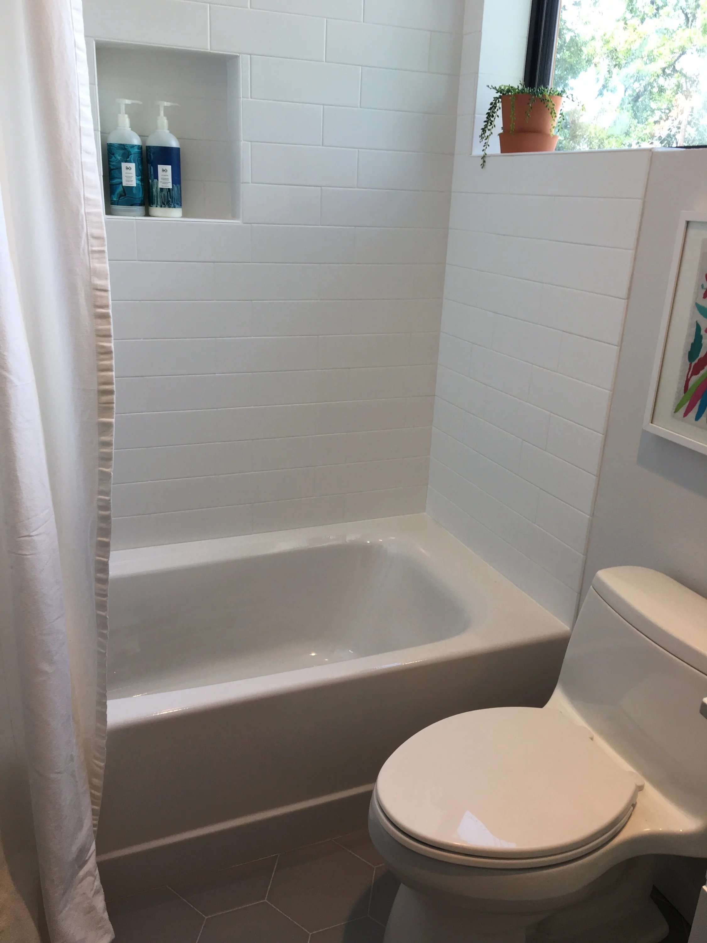 Guest Bath B