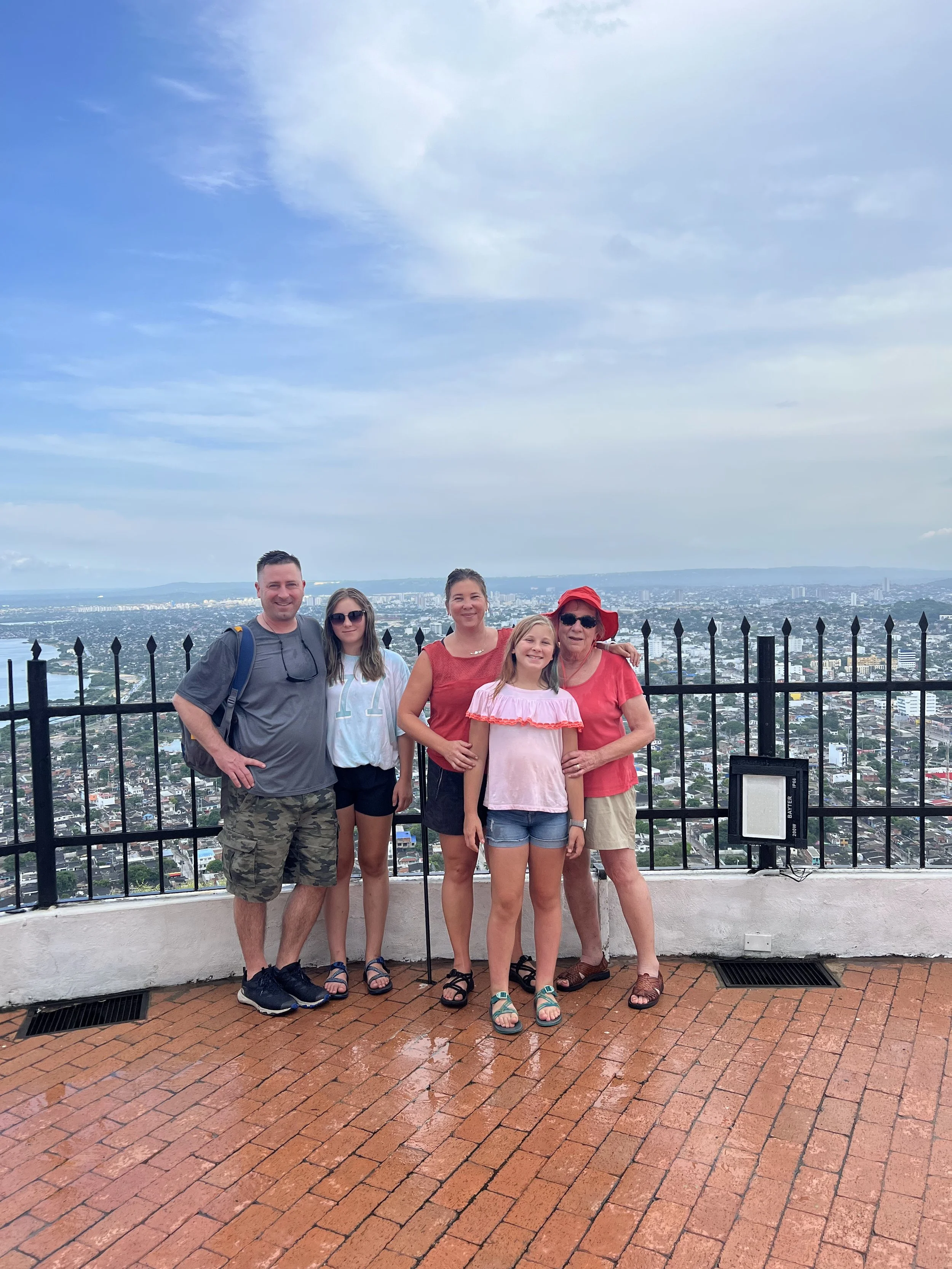 Everyone posing.jpeg