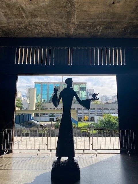 Statue.jpg