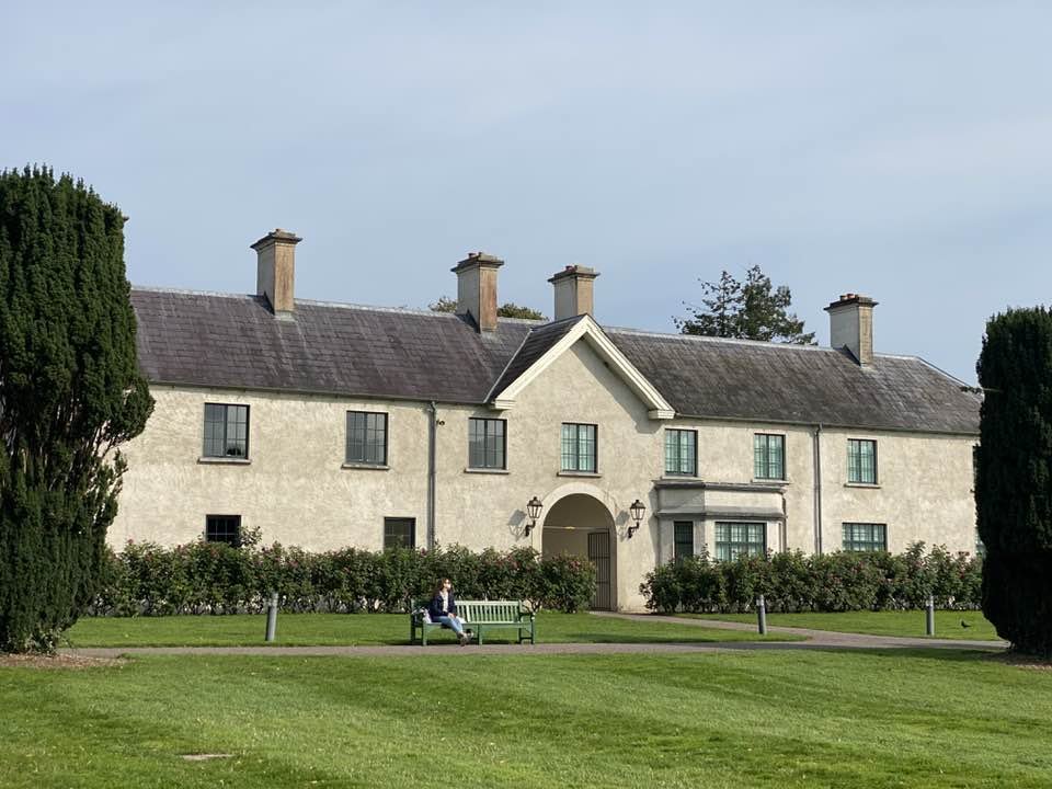 Ireland - building.jpg