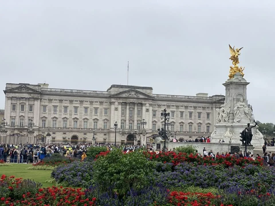 London - palace.jpg