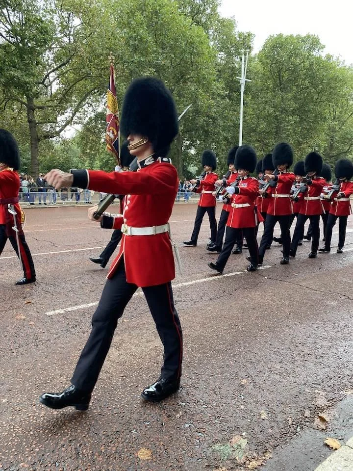 London changing of the guard.jpg