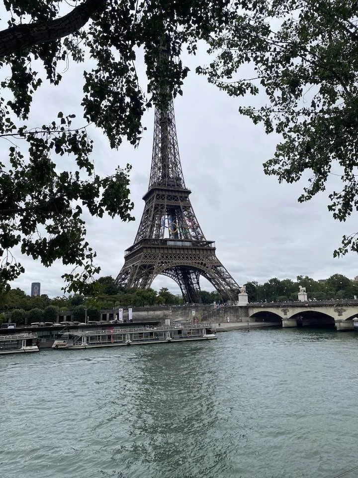 Paris Eiffel.jpg