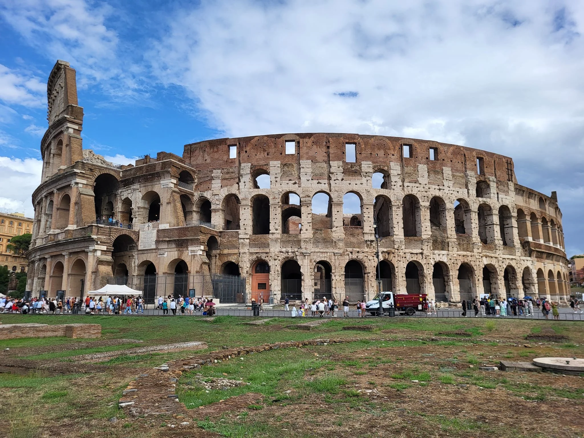 colosseum.jpg