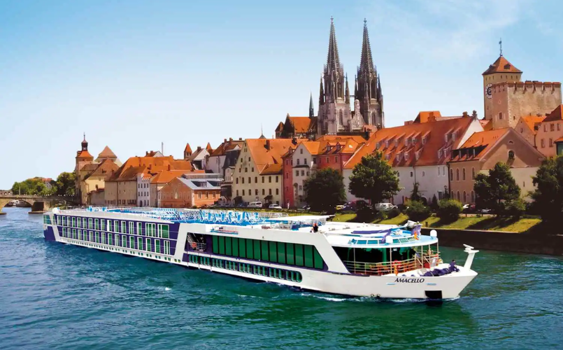 October 2, 2024 - What to Be Planning: Christmas Markets for Solo Travelers