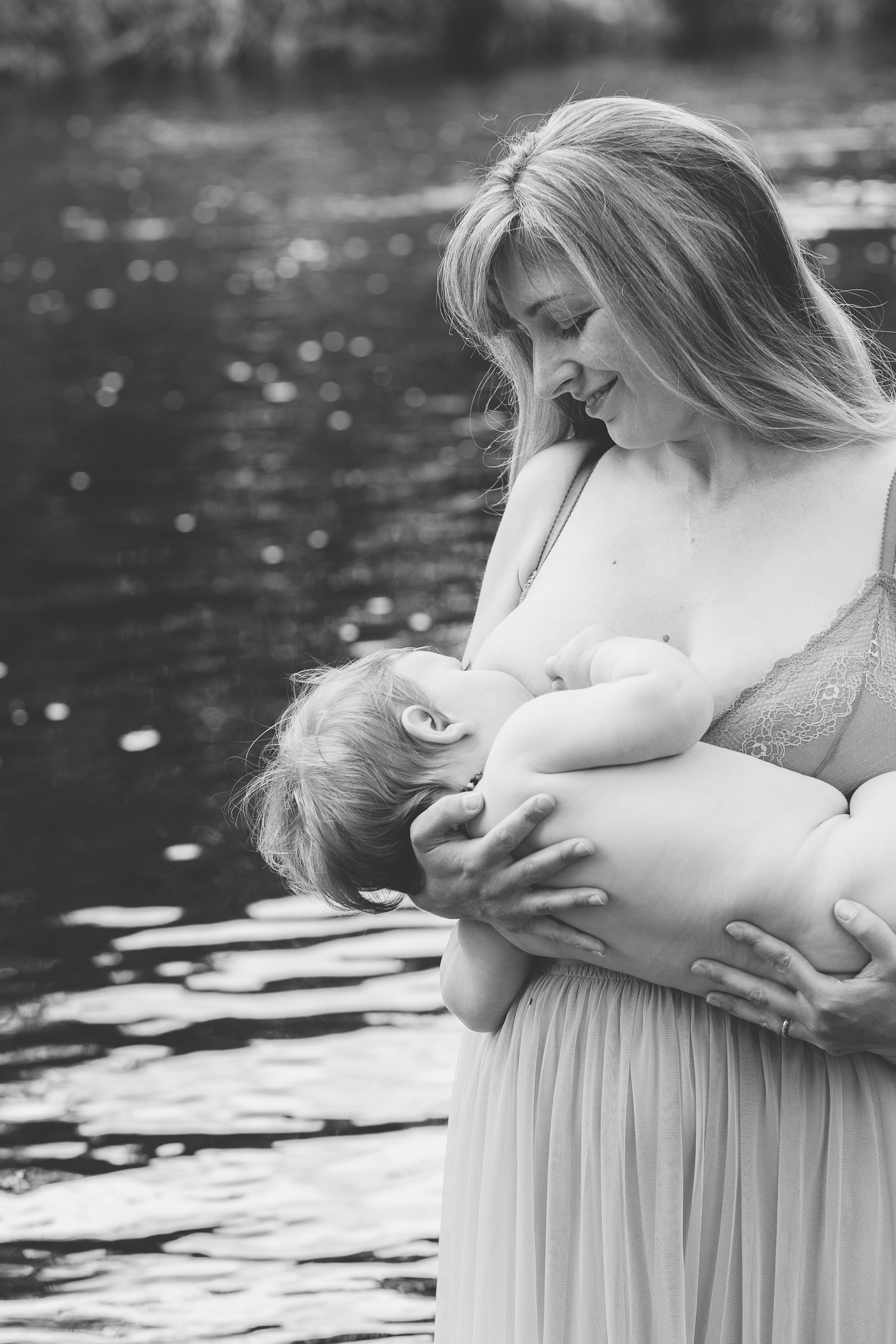 breastfeeding photographer in Aberdeen