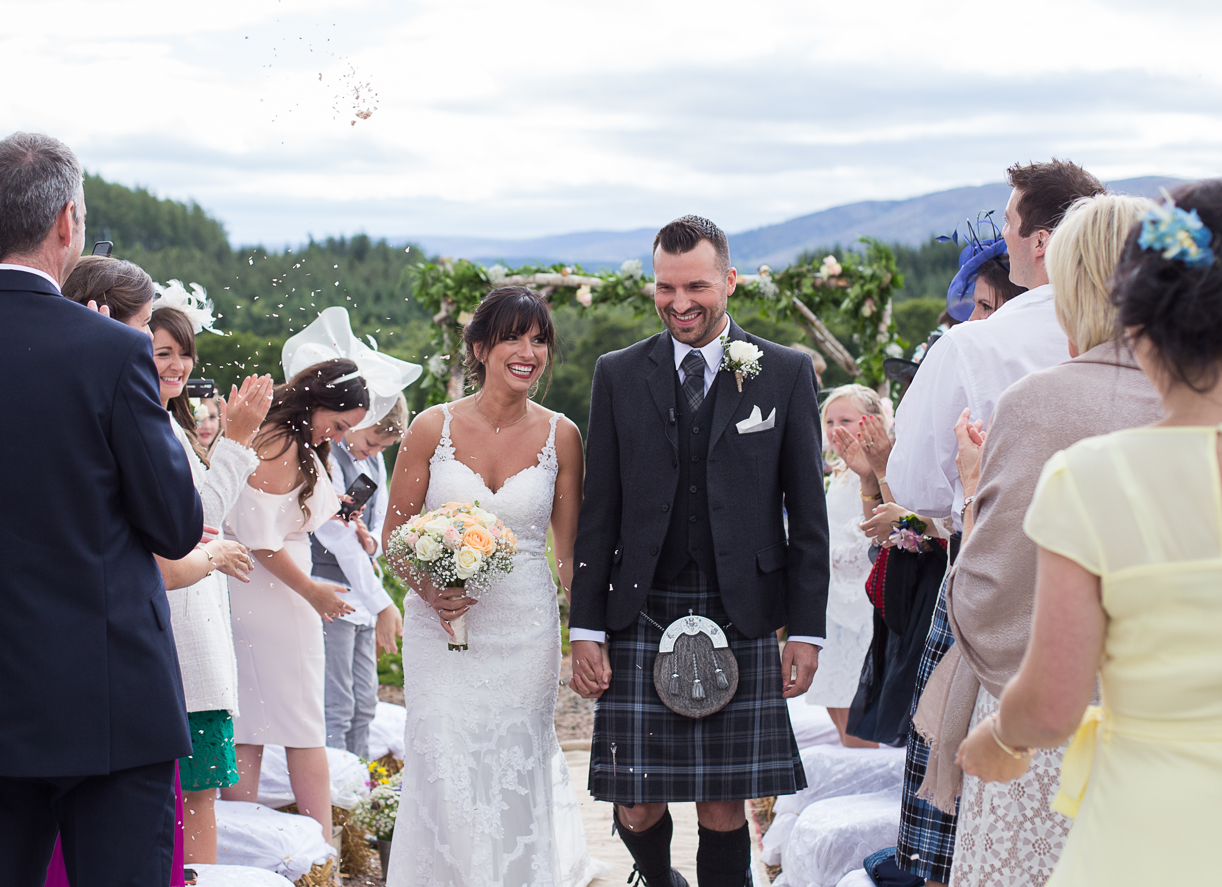 outdoor wedding Aberdeen, wedding photographer Aberdeen, wedding photographers Aberdeen
