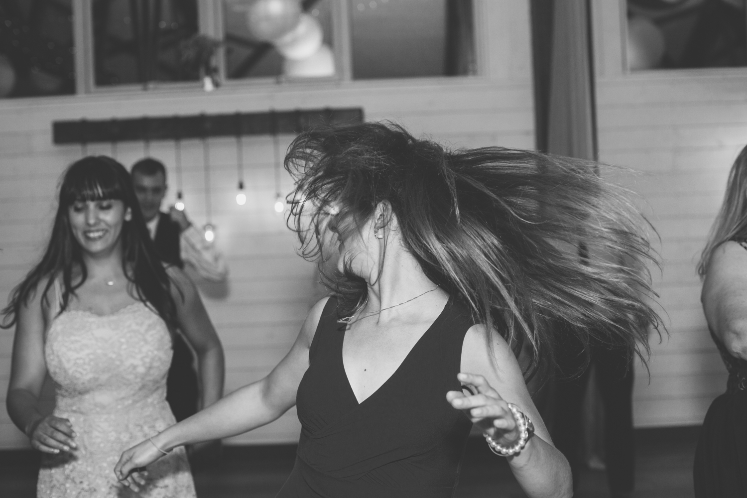 barnatbarracastlewedding (63 of 65).jpg