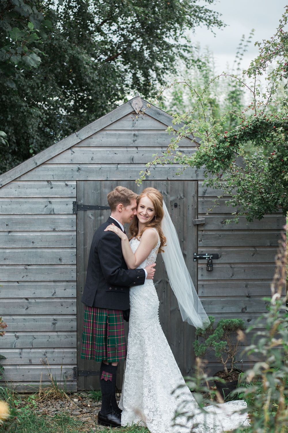 wedding photographer in Aberdeen, Aberdeen wedding photographers, woodend barn wedding, Banchory wedding